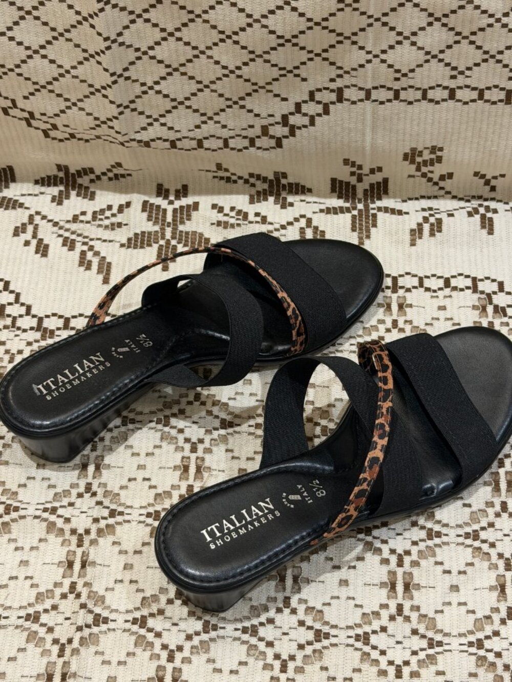 Italian Shoemakers Sadey Black Leopard Wedge Sandals Women's 8.5